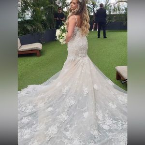 Eve of Milady AMALIA CARRARA Collection Style 371